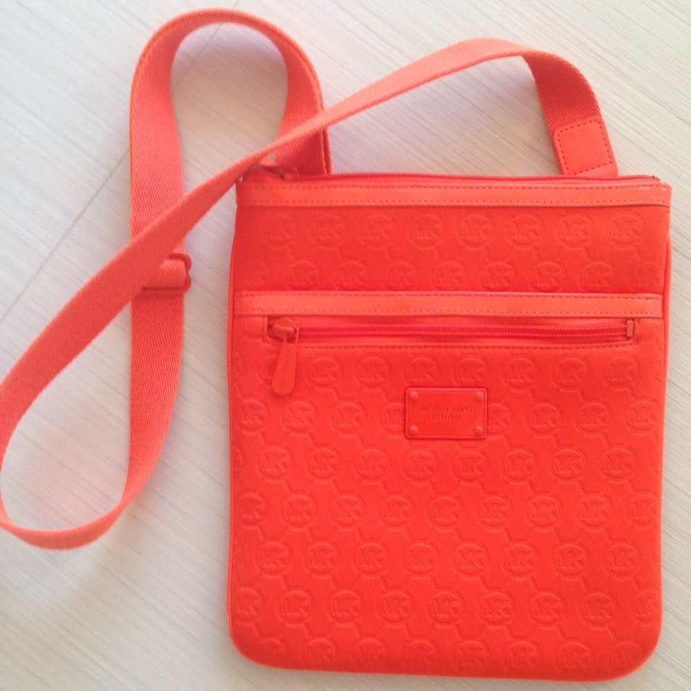 Logo bag